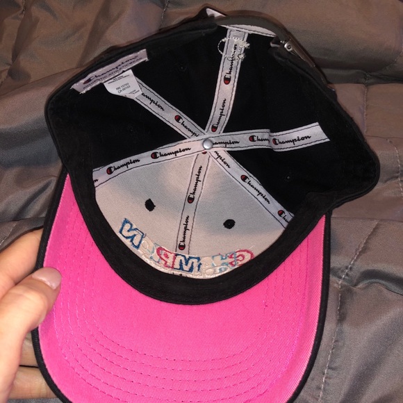 Champion hat - Picture 2 of 2